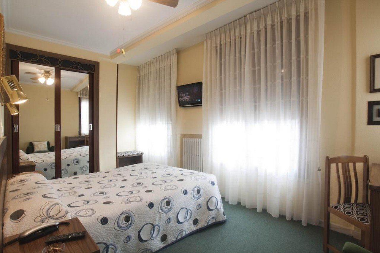 Hotel Castilla Gijon Bagian luar foto