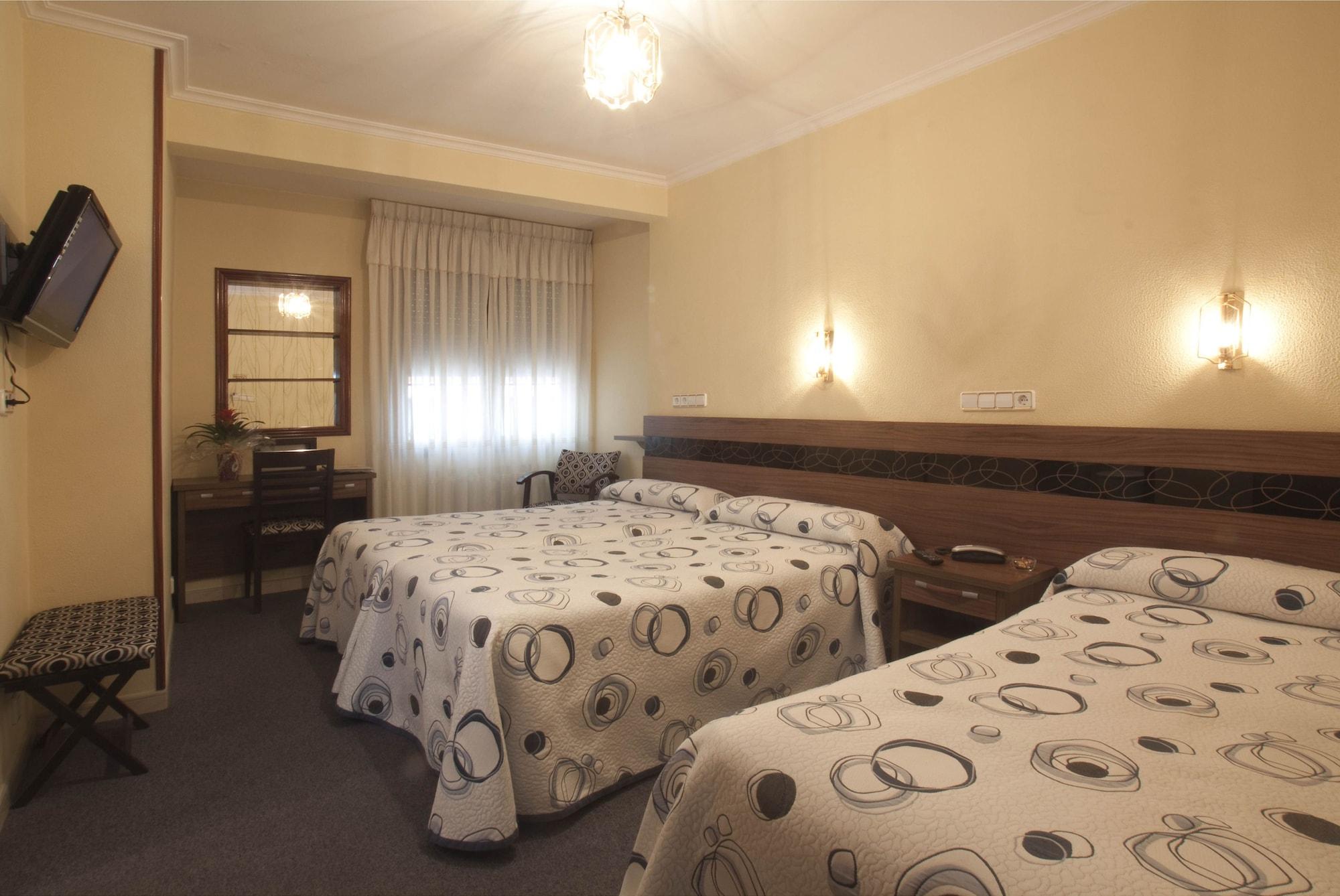 Hotel Castilla Gijon Bagian luar foto