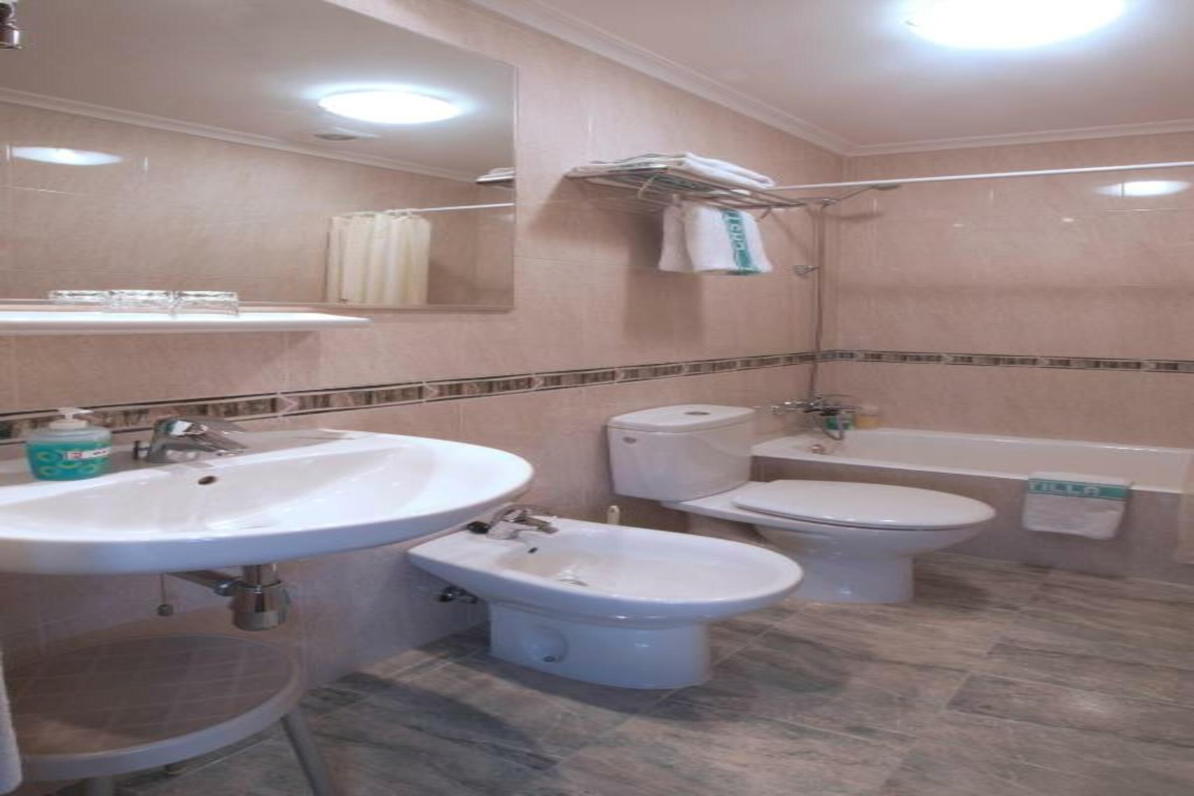Hotel Castilla Gijon Bagian luar foto